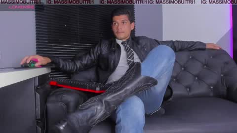 I am Massimo online show from April 2026 01:41:02 AM