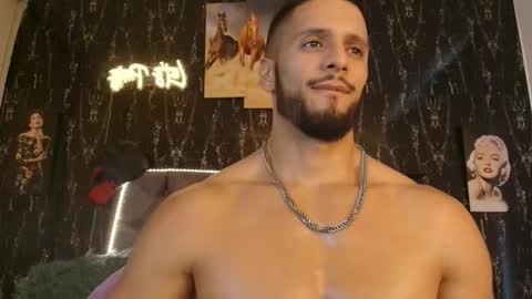 massimo_greco2 online show from November 2025 09:26:02 PM