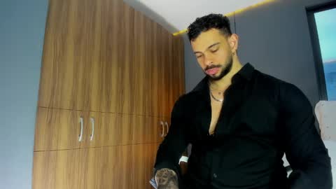 massimo online show from April 2026 08:11:02 PM