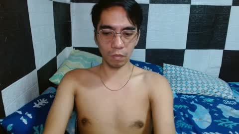 Snapshot of massive_boner02 chatting on January 2025 12:39:01 AM massive_boner02 online show from January 2025 12:39:01 AM