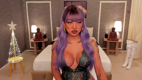 Snapshot of massivecockgoddess chatting on December 2024 12:23:01 AM Goddess Mharian online show from December 2024 12:23:01 AM