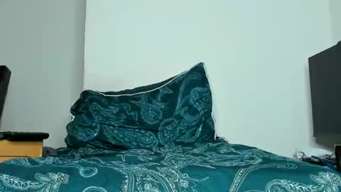 Snapshot of master_dominant_777 chatting on May 2026 12:41:02 AM master_dominant_777 online show from May 2026 12:41:02 AM