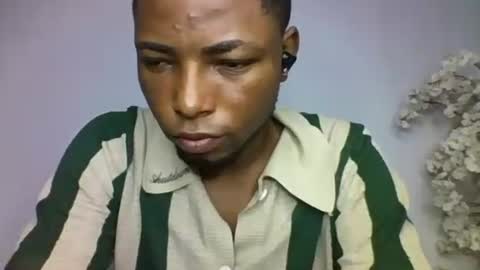 Master Kael online show from January 2026 10:01:01 PM