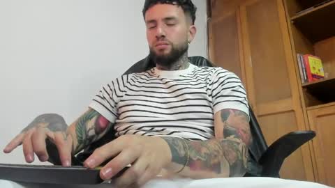 steven  online show from April 2026 09:34:02 PM