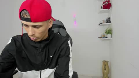 Alpha junior online show from November 2025 04:00:01 PM