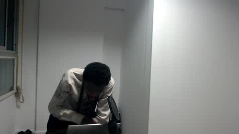 Snapshot of masterdomfuck chatting on February 2025 12:06:01 AM Masterdomfuck online show from February 2025 12:06:01 AM