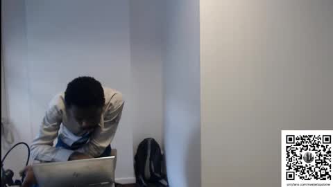 Snapshot of masterdomfuck chatting on February 2025 08:10:02 PM Masterdomfuck online show from February 2025 08:10:02 PM