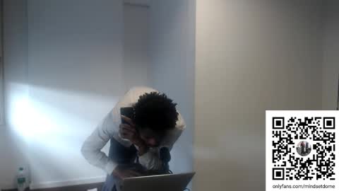Snapshot of masterdomfuck chatting on September 2025 07:02:02 PM Masterdomfuck online show from September 2025 07:02:02 PM