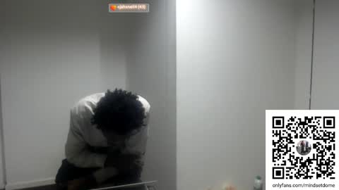 Snapshot of masterdomfuck chatting on September 2025 11:43:01 PM Masterdomfuck online show from September 2025 11:43:01 PM
