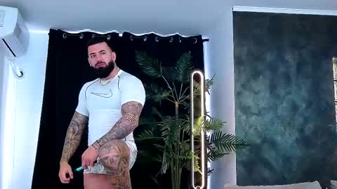 masterkingofmuscle online show from November 2025 08:13:02 AM