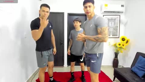 Team Cris Darwin- Fernando- Stiven- David online show from March 2026 11:32:01 AM