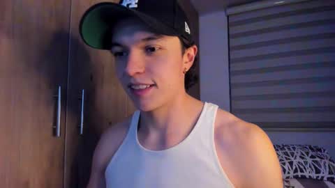 mastrangelo_x online show from October 2025 05:02:02 AM