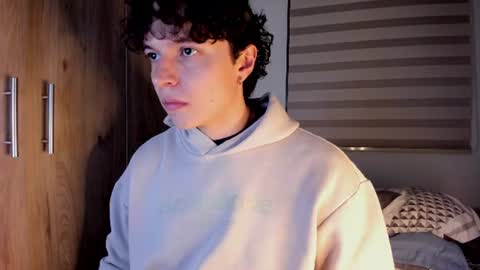 Snapshot of mastrangelo_x chatting on June 2026 04:39:02 AM mastrangelo_x online show from June 2026 04:39:02 AM