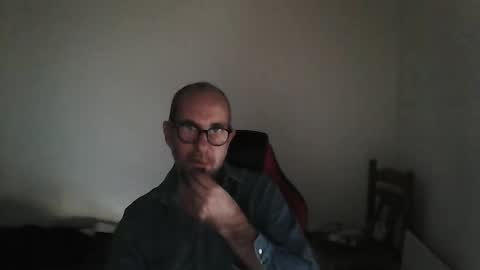 mat11efou online show from April 2026 10:51:02 AM