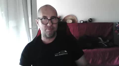 mat11efou online show from May 2026 10:21:02 AM