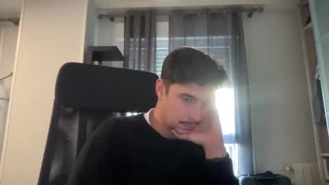 Aaron online show from November 2025 03:54:02 PM