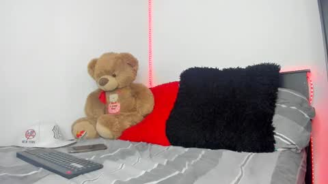 Snapshot of mateo_escobar chatting on October 2025 02:07:02 PM mateo_escobar online show from October 2025 02:07:02 PM