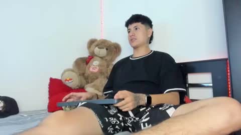 Snapshot of mateo_escobar chatting on November 2025 07:02:02 PM mateo_escobar online show from November 2025 07:02:02 PM