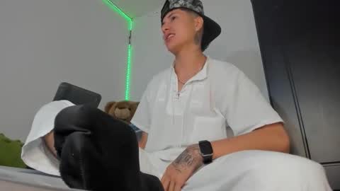 Snapshot of mateo_escobar chatting on November 2025 11:41:01 PM mateo_escobar online show from November 2025 11:41:01 PM