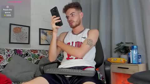 MATEO HUNTER online show from December 2025 08:52:02 AM