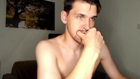 mateo_zeus online show from March 2025 05:11:02 PM