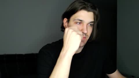 mateo_zeus online show from February 2026 06:44:01 AM