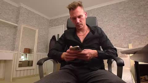 MateoBenjamin online show from December 2024 07:34:01 PM