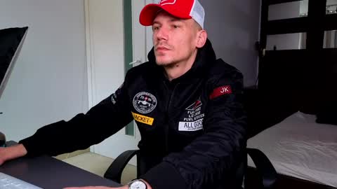 MateoBenjamin online show from April 2026 11:00:01 AM