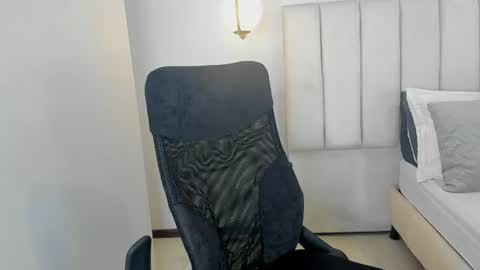 Snapshot of mateozar chatting on June 2026 12:32:02 AM Mateo Zar online show from June 2026 12:32:02 AM