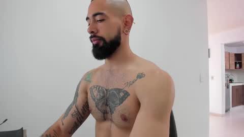 Matheus     online show from September 2025 02:52:01 PM