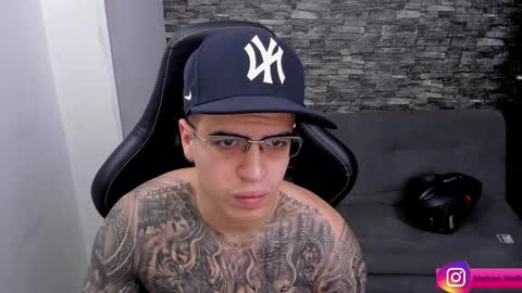 Mathew Independent model online show from November 2025 08:43:01 PM