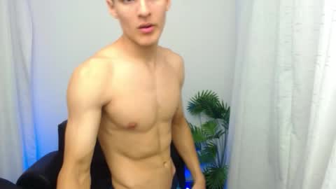 Matias online show from December 2025 02:12:02 PM