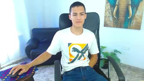 Snapshot of matiius18 chatting on May 2026 01:39:02 PM Matias online show from May 2026 01:39:02 PM