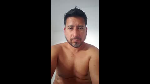 matiiux35 online show from January 2026 01:48:02 PM