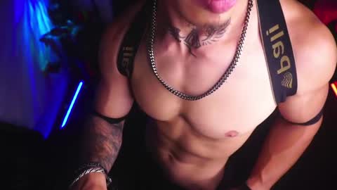 Snapshot of matiusdf chatting on April 2026 03:20:01 AM matius online show from April 2026 03:20:01 AM