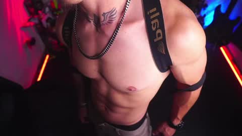 Snapshot of matiusdf chatting on April 2026 04:28:02 AM matius online show from April 2026 04:28:02 AM