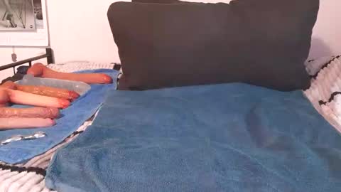 matten80 online show from December 2025 08:32:02 AM