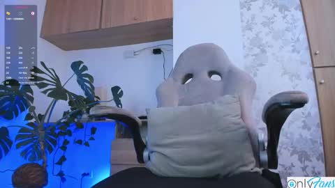 Snapshot of matteo_777 chatting on February 2026 10:15:02 PM Mateo online show from February 2026 10:15:02 PM