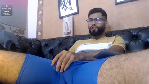 Mattew online show from December 2024 10:44:02 PM