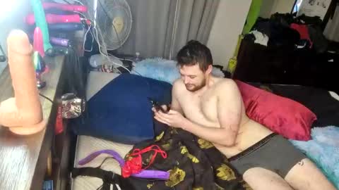 Snapshot of matthew69taylor chatting on April 2026 09:19:01 PM matthew69taylor online show from April 2026 09:19:01 PM