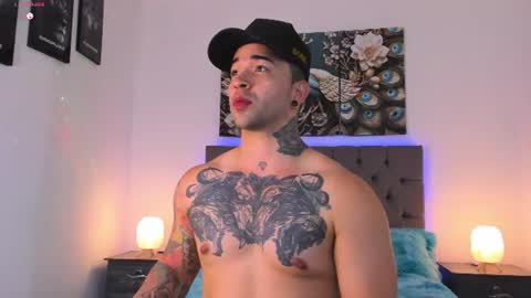Snapshot of matthew_colee chatting on June 2026 05:12:01 AM Matthew INDEPENDENT MODEL online show from June 2026 05:12:01 AM