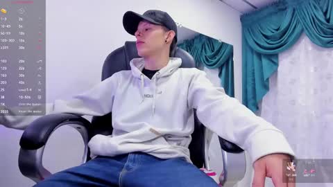 MatthewBoy online show from January 2025 05:00:01 AM