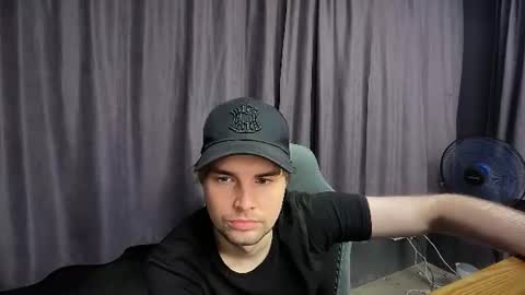 Snapshot of matthewglitch chatting on June 2026 07:50:02 AM matthew online show from June 2026 07:50:02 AM