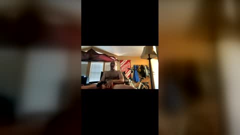 Snapshot of matthewhusby chatting on May 2026 10:33:02 PM MH online show from May 2026 10:33:02 PM