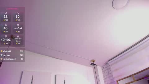Snapshot of matti_sofia chatting on February 2025 06:24:02 AM TATIANA AND ROUS online show from February 2025 06:24:02 AM