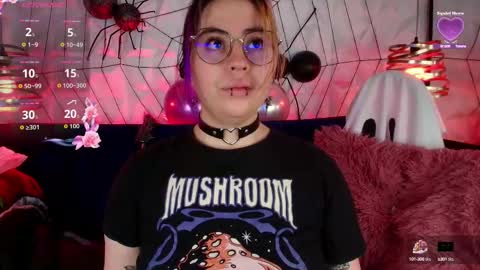 Snapshot of matti_sofia chatting on October 2025 11:02:01 AM TATIANA AND ROUS online show from October 2025 11:02:01 AM