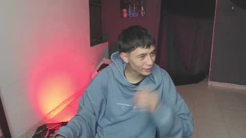 mattias     online show from February 2025 10:43:01 PM