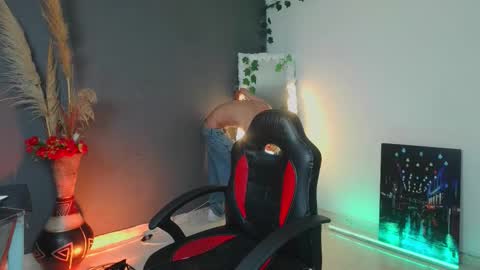 mattias     online show from September 2025 12:03:01 AM