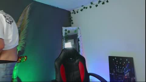 mattias     online show from September 2025 03:17:02 PM