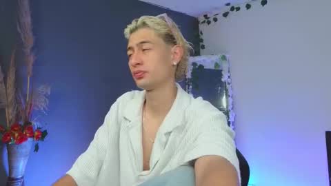 mattias     online show from October 2025 09:54:02 AM